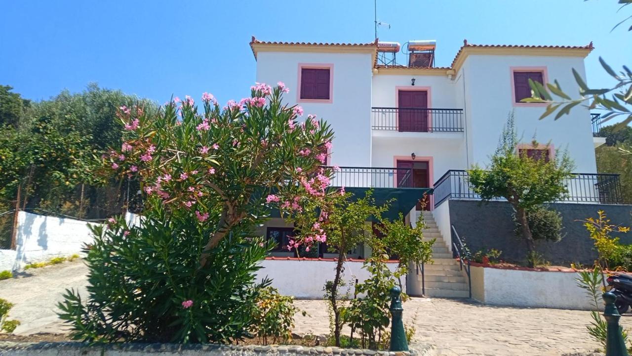 Anessis Cosmos Aparthotel Anaxos Exterior photo