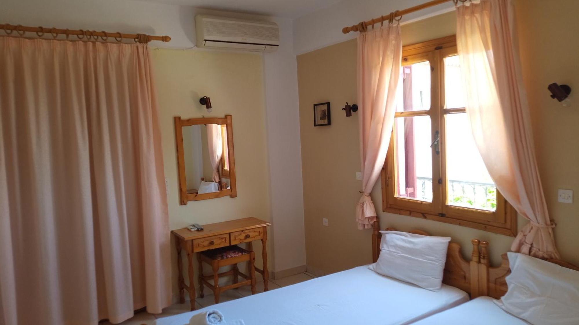 Anessis Cosmos Aparthotel Anaxos Room photo
