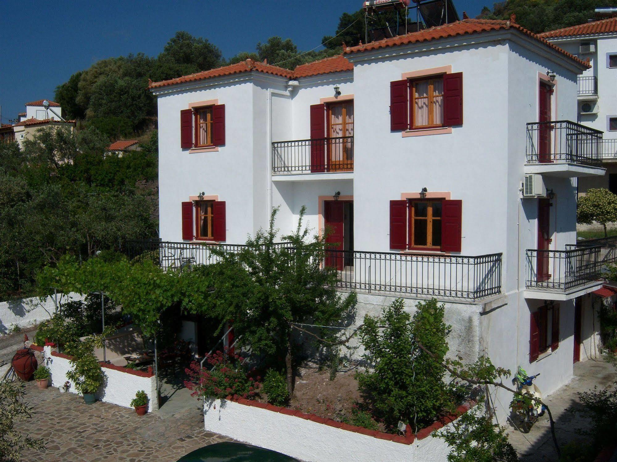 Anessis Cosmos Aparthotel Anaxos Exterior photo