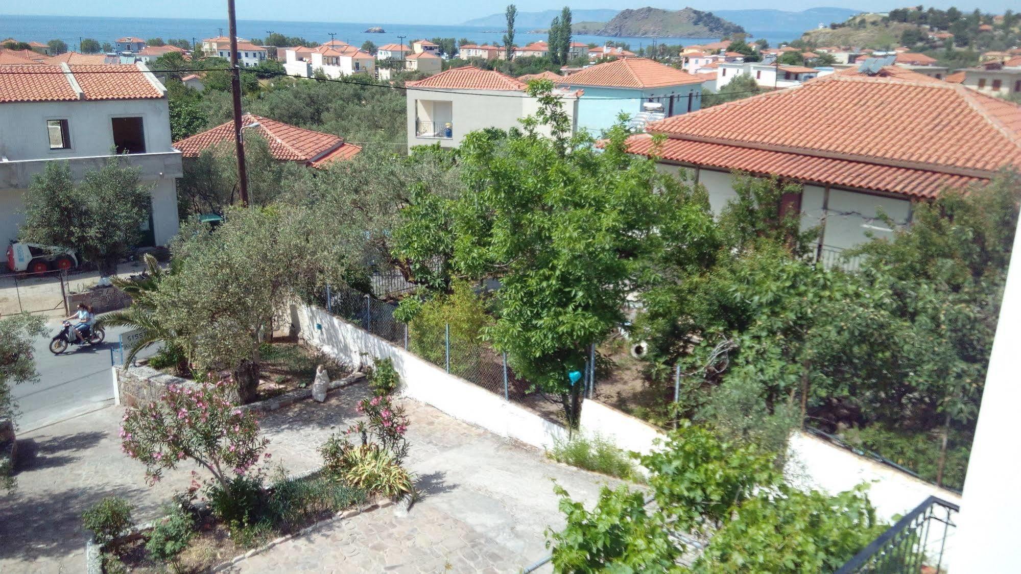 Anessis Cosmos Aparthotel Anaxos Exterior photo